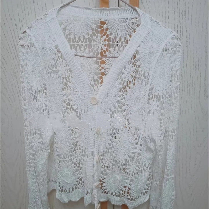 Zinnia - Haut en Dentelle à Col en V et Manches Longues pour Femme